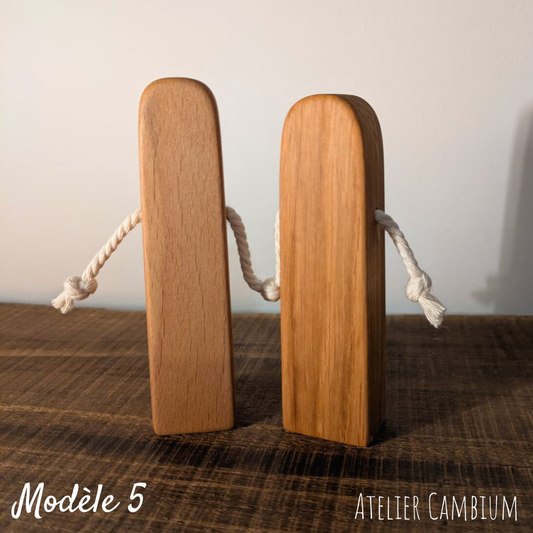 Petite famille de 2 - figurines en bois massif